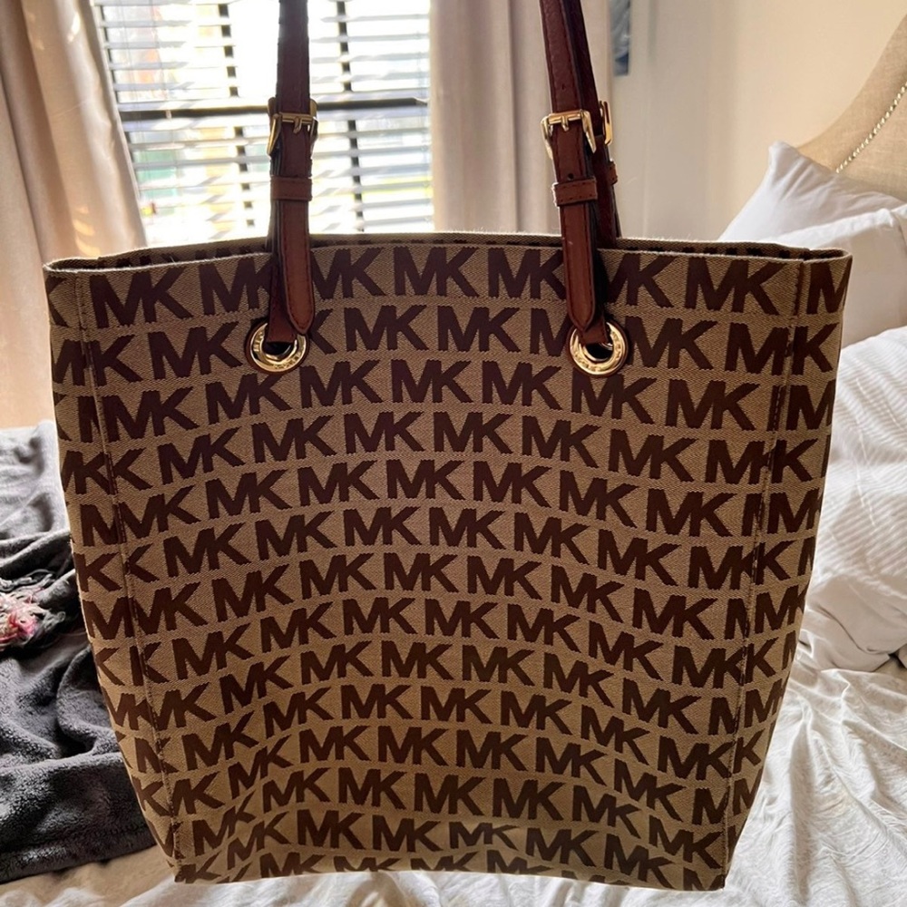 Michael Kors Tote Bag / Purse